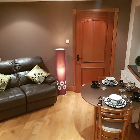 The Smiddy Suite Ellon Exterior foto